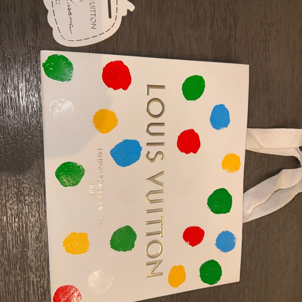 Louis Vuitton X Yayoi Kusama 2023 Edition Authentic White Shopping Paper Bag